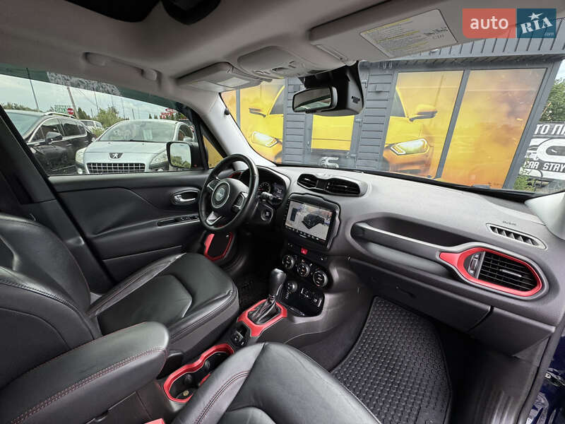 Внедорожник / Кроссовер Jeep Renegade 2016 в Стрые