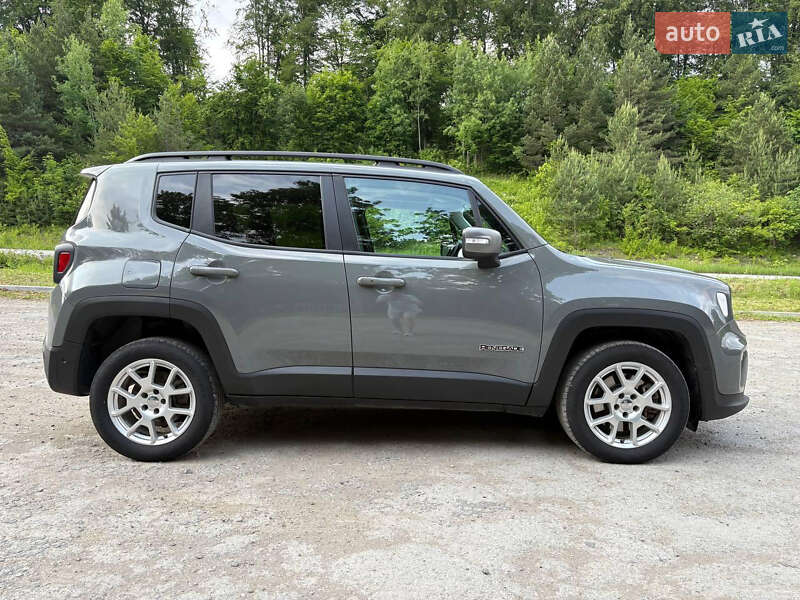 Внедорожник / Кроссовер Jeep Renegade 2022 в Ивано-Франковске