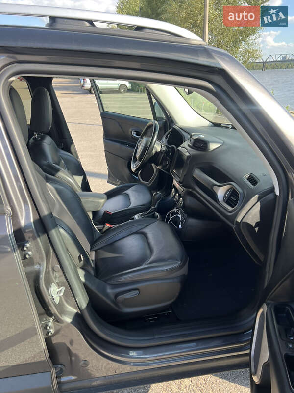 Внедорожник / Кроссовер Jeep Renegade 2017 в Киеве