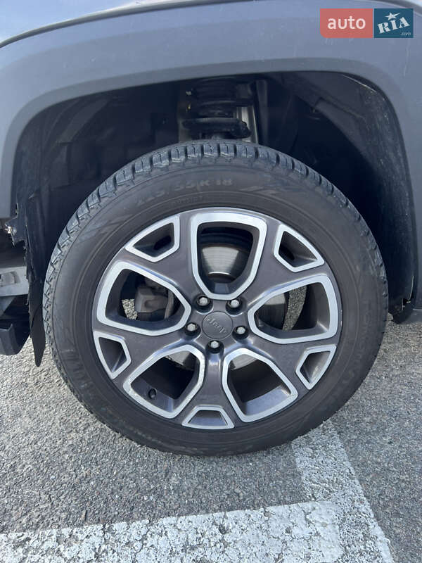 Внедорожник / Кроссовер Jeep Renegade 2017 в Киеве