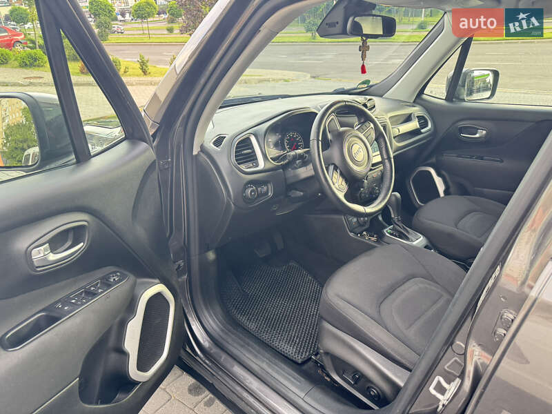 Позашляховик / Кросовер Jeep Renegade 2018 в Львові