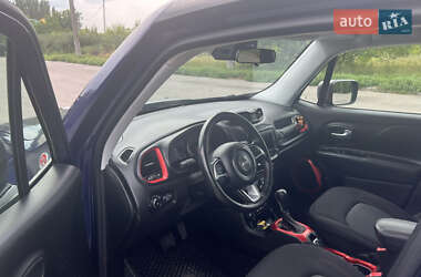 Позашляховик / Кросовер Jeep Renegade 2017 в 