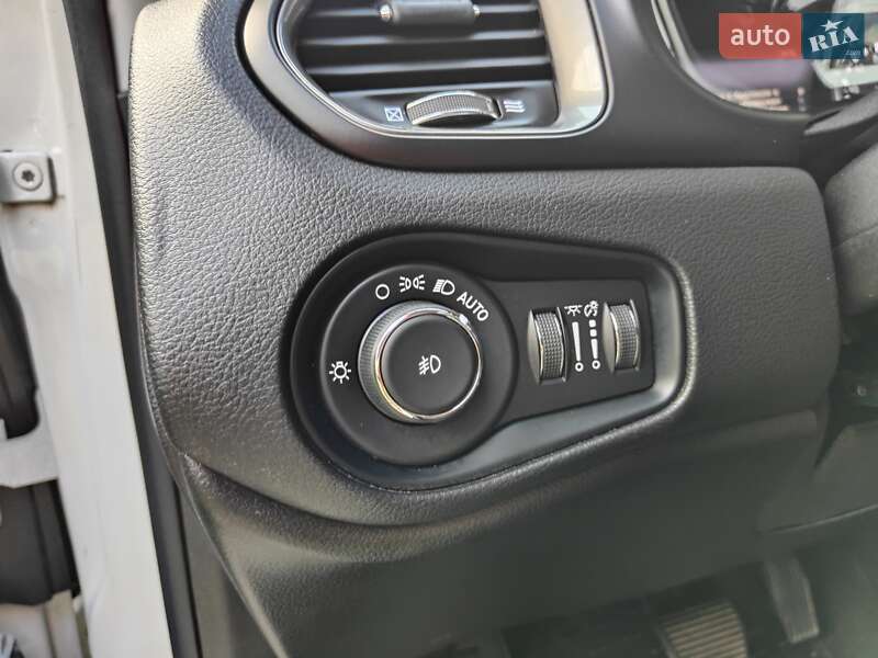 Внедорожник / Кроссовер Jeep Renegade 2021 в Ровно