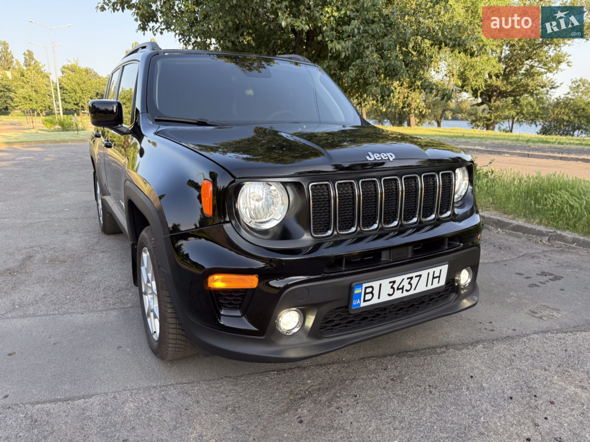2019 Jeep Renegade - мініатюра 2