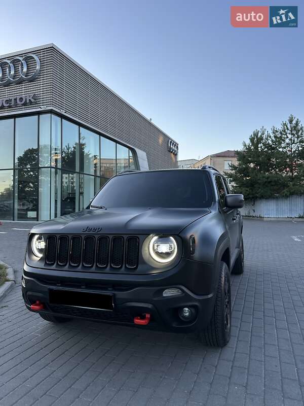 Внедорожник / Кроссовер Jeep Renegade 2018 в Киеве