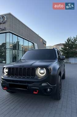 Внедорожник / Кроссовер Jeep Renegade 2018 в 