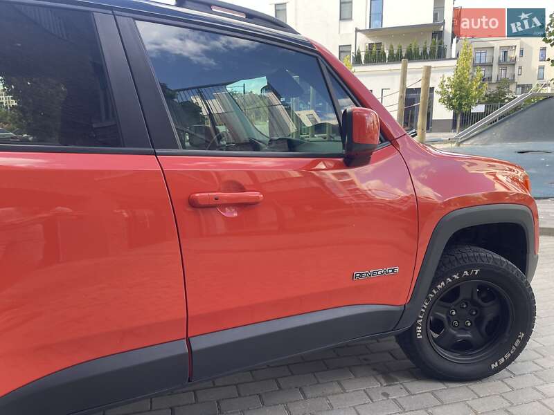 Внедорожник / Кроссовер Jeep Renegade 2016 в Львове