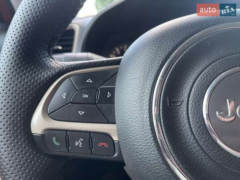 Внедорожник / Кроссовер Jeep Renegade 2016 в Львове