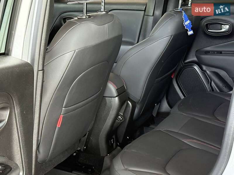 Позашляховик / Кросовер Jeep Renegade 2021 в Одесі