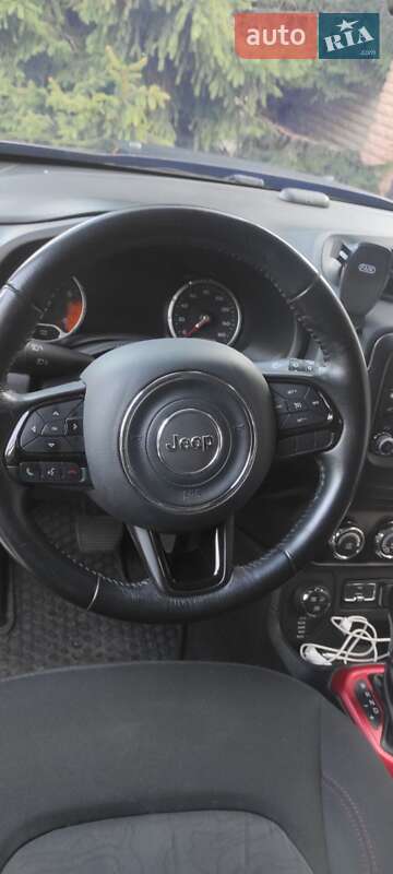 Внедорожник / Кроссовер Jeep Renegade 2017 в Киеве