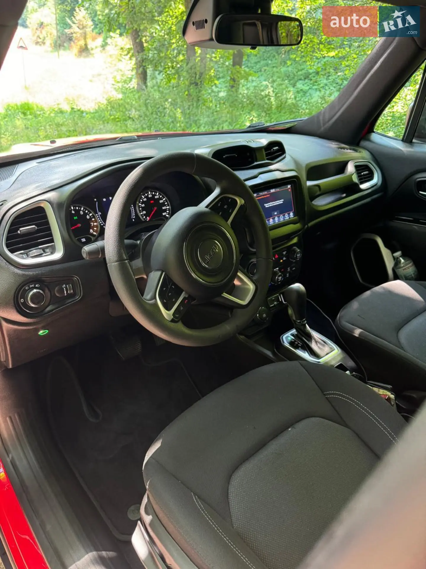 2020 Jeep Renegade - мініатюра 11