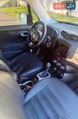 Внедорожник / Кроссовер Jeep Renegade 2017 в 
