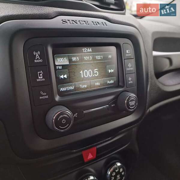 Внедорожник / Кроссовер Jeep Renegade 2016 в Черкассах