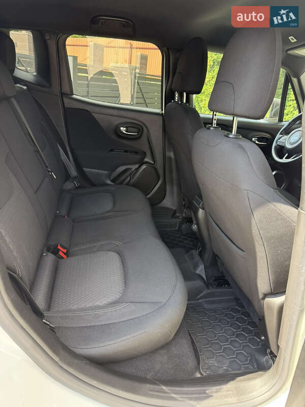 Позашляховик / Кросовер Jeep Renegade 2020 в Тернополі