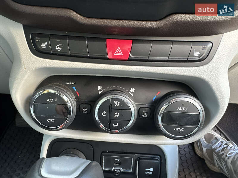 Внедорожник / Кроссовер Jeep Renegade 2016 в Лубнах фото 65 Внедорожник / Кроссовер Jeep Renegade 2016 в Лубнах