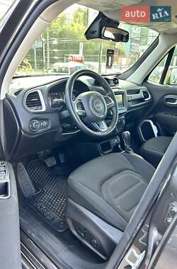 Внедорожник / Кроссовер Jeep Renegade 2020 в 