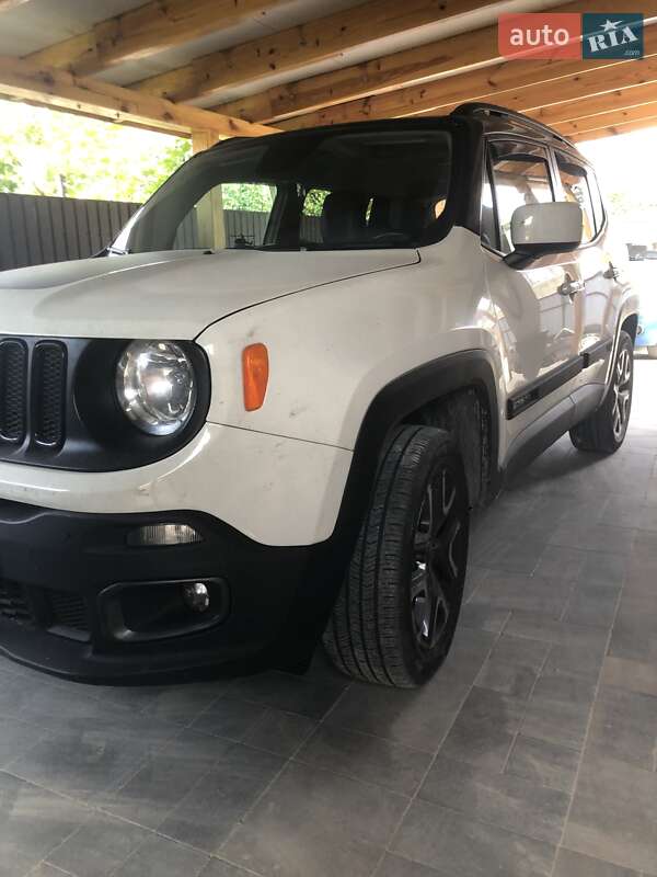 Позашляховик / Кросовер Jeep Renegade 2016 в Києві