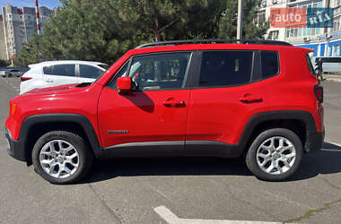 Внедорожник / Кроссовер Jeep Renegade 2016 в 