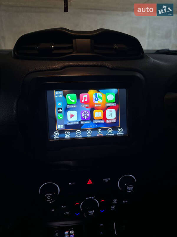 Позашляховик / Кросовер Jeep Renegade 2018 в Львові