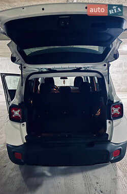 Внедорожник / Кроссовер Jeep Renegade 2018 в Львове