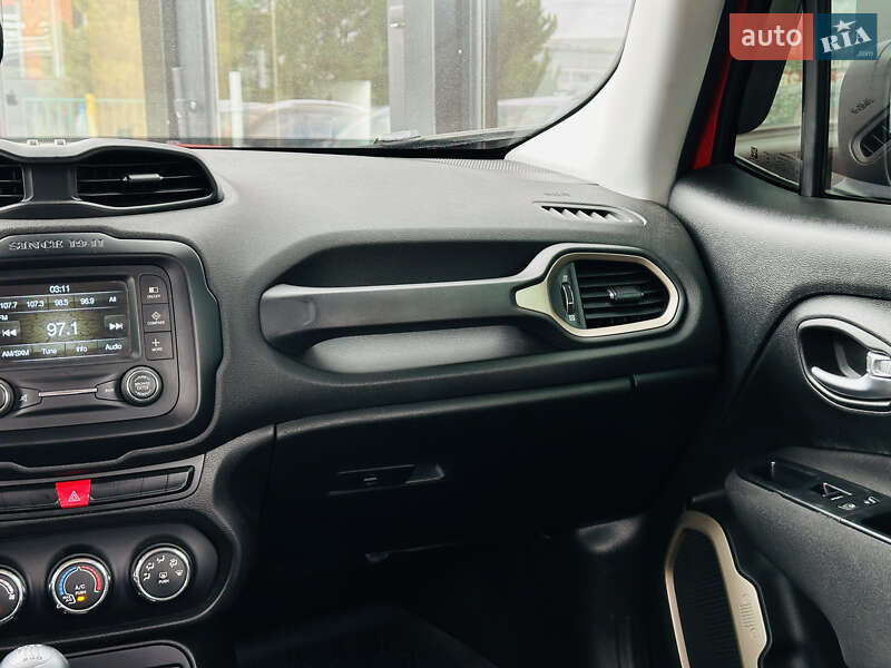 Позашляховик / Кросовер Jeep Renegade 2015 в Харкові фото 31 Позашляховик / Кросовер Jeep Renegade 2015 в Харкові