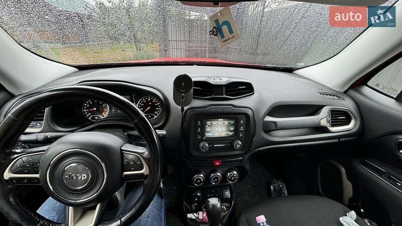 Внедорожник / Кроссовер Jeep Renegade 2015 в Броварах