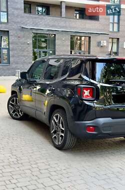Внедорожник / Кроссовер Jeep Renegade 2020 в 