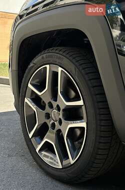 Внедорожник / Кроссовер Jeep Renegade 2020 в 