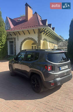 Внедорожник / Кроссовер Jeep Renegade 2018 в 