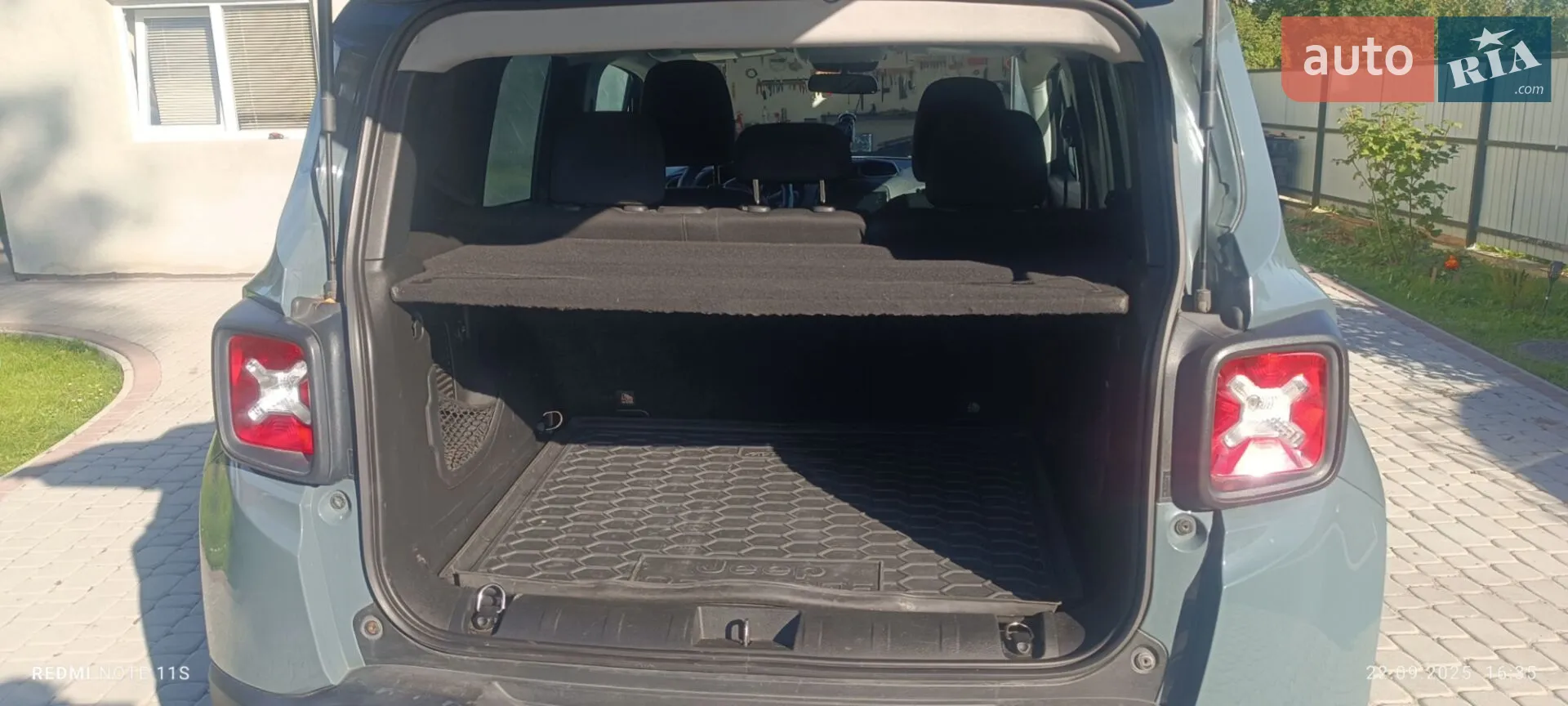 2016 Jeep Renegade - мініатюра 4