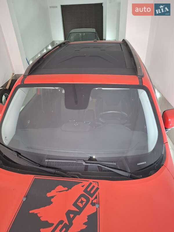 Внедорожник / Кроссовер Jeep Renegade 2016 в Запорожье фото 4 Внедорожник / Кроссовер Jeep Renegade 2016 в Запорожье