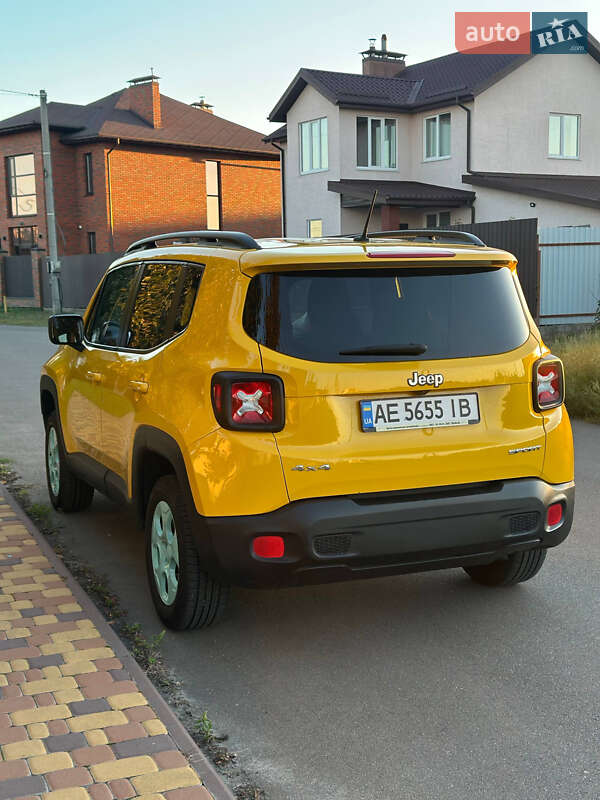 Внедорожник / Кроссовер Jeep Renegade 2016 в Киеве фото 4 Внедорожник / Кроссовер Jeep Renegade 2016 в Киеве