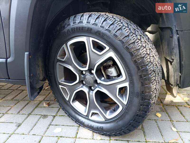 Позашляховик / Кросовер Jeep Renegade 2018 в Львові фото 22 Позашляховик / Кросовер Jeep Renegade 2018 в Львові