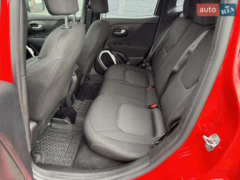 Внедорожник / Кроссовер Jeep Renegade 2018 в Луцке