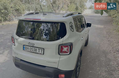 Внедорожник / Кроссовер Jeep Renegade 2017 в 