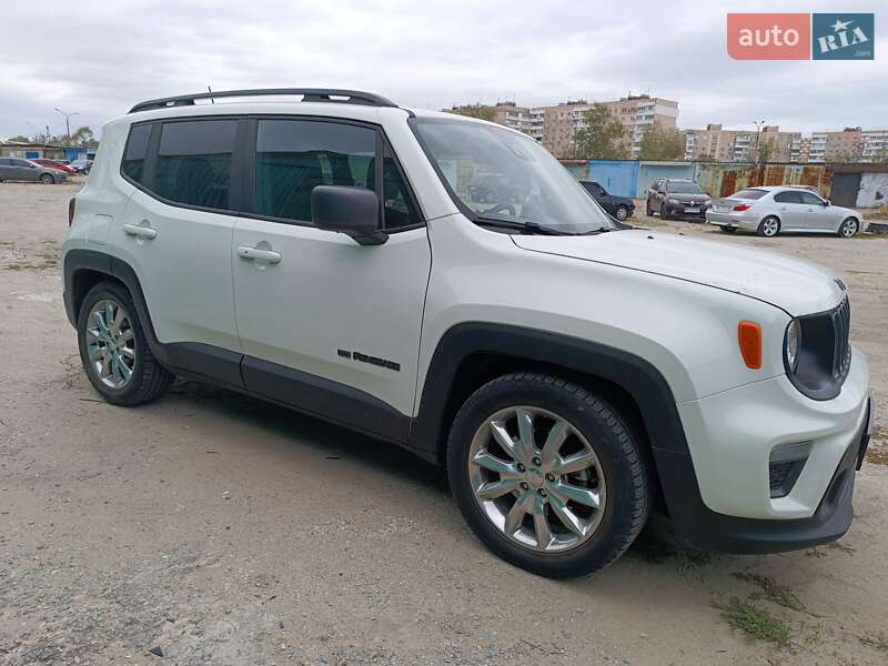 Внедорожник / Кроссовер Jeep Renegade 2020 в Днепре