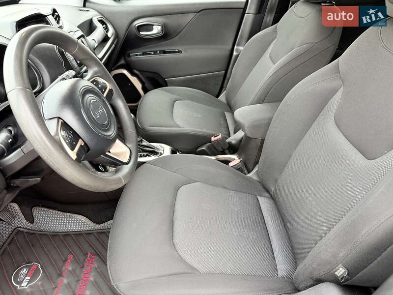 Внедорожник / Кроссовер Jeep Renegade 2016 в Харькове
