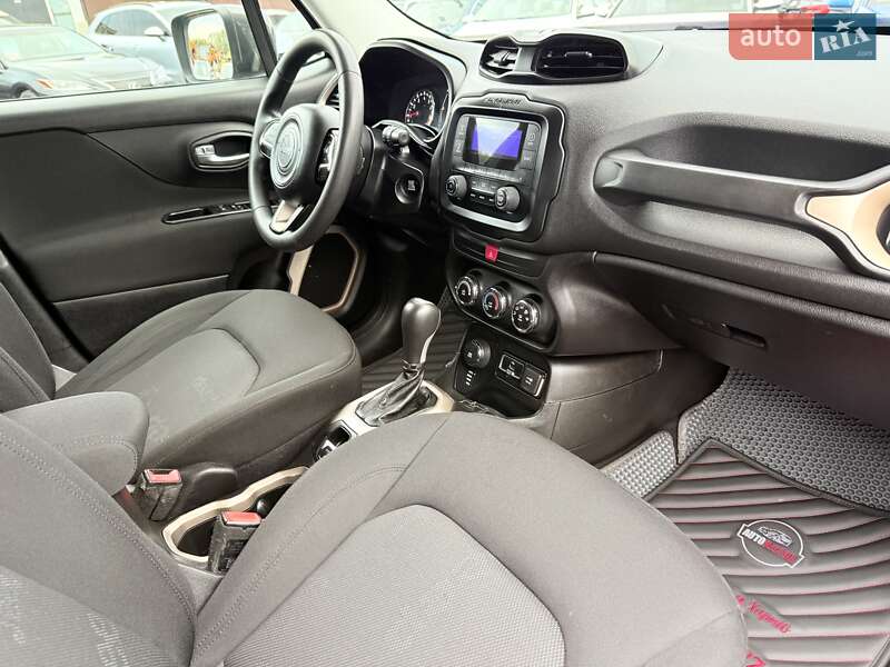 Внедорожник / Кроссовер Jeep Renegade 2016 в Харькове