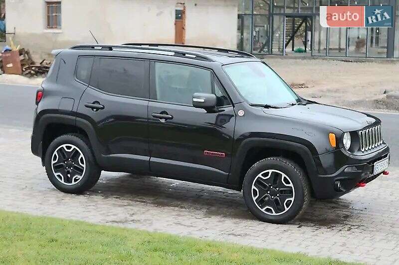 Внедорожник / Кроссовер Jeep Renegade 2016 в Чорткове