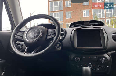 Внедорожник / Кроссовер Jeep Renegade 2018 в 