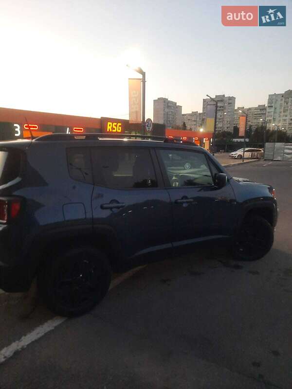 Внедорожник / Кроссовер Jeep Renegade 2019 в Харькове