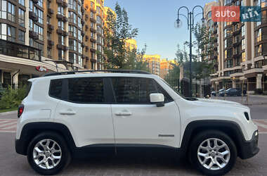 Внедорожник / Кроссовер Jeep Renegade 2017 в 