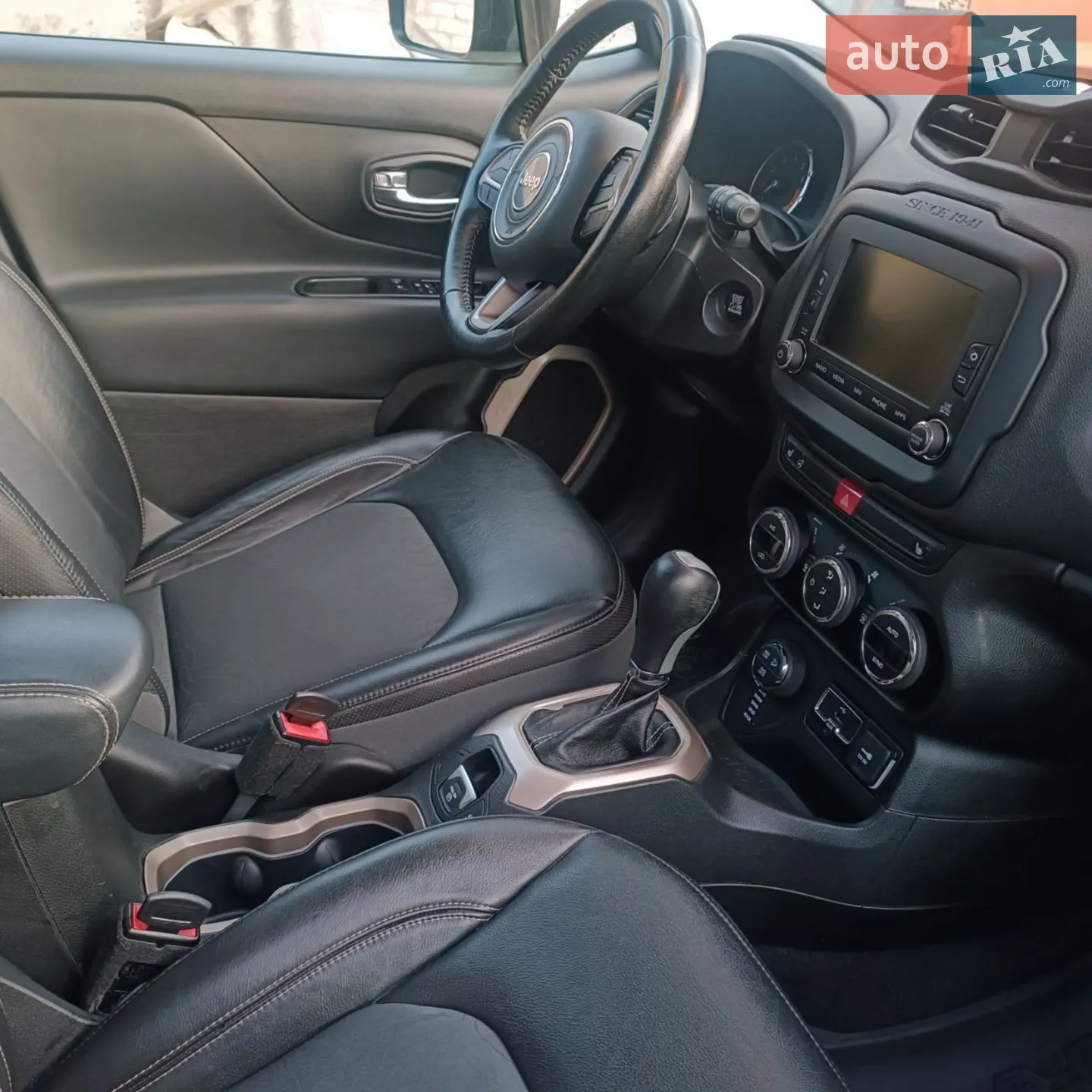 2016 Jeep Renegade - мініатюра 29
