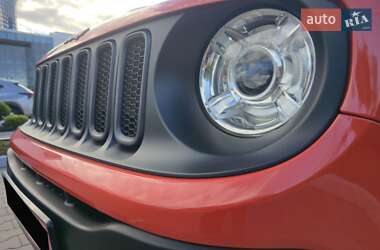 Внедорожник / Кроссовер Jeep Renegade 2018 в 