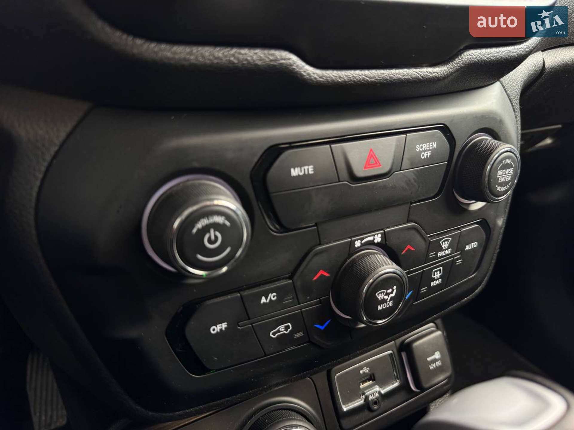 2020 Jeep Renegade - мініатюра 14