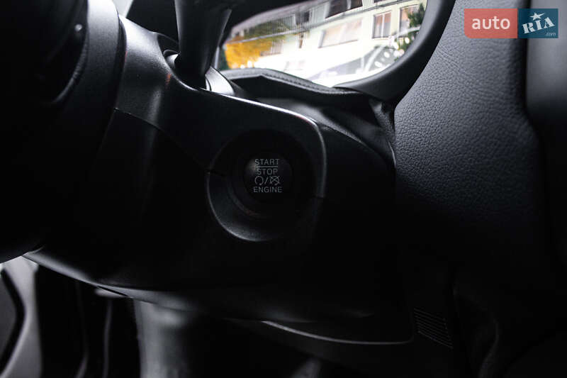 Позашляховик / Кросовер Jeep Renegade 2019 в Києві фото 23 Позашляховик / Кросовер Jeep Renegade 2019 в Києві