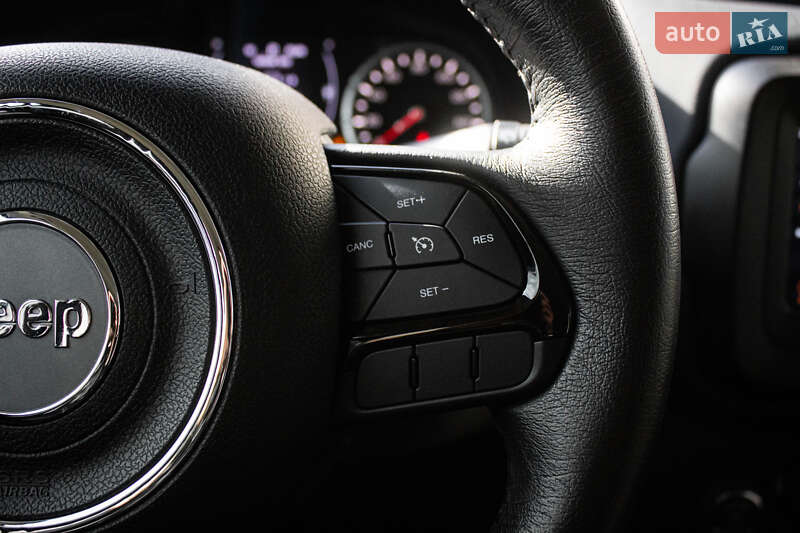 Позашляховик / Кросовер Jeep Renegade 2019 в Києві фото 24 Позашляховик / Кросовер Jeep Renegade 2019 в Києві