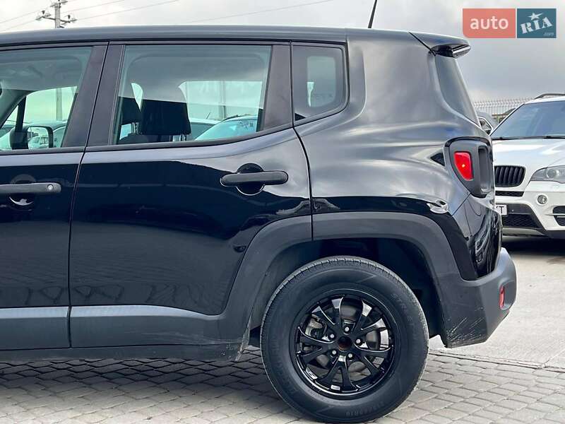 Внедорожник / Кроссовер Jeep Renegade 2019 в Львове