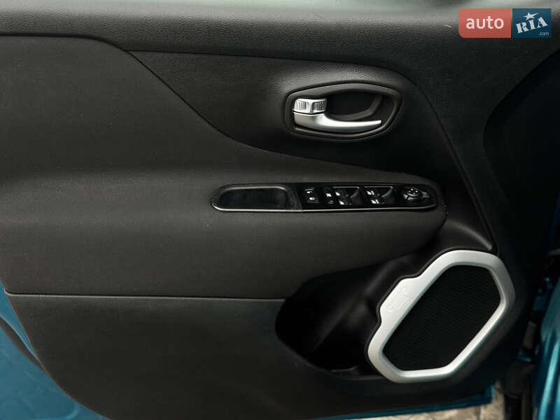 Позашляховик / Кросовер Jeep Renegade 2019 в Києві