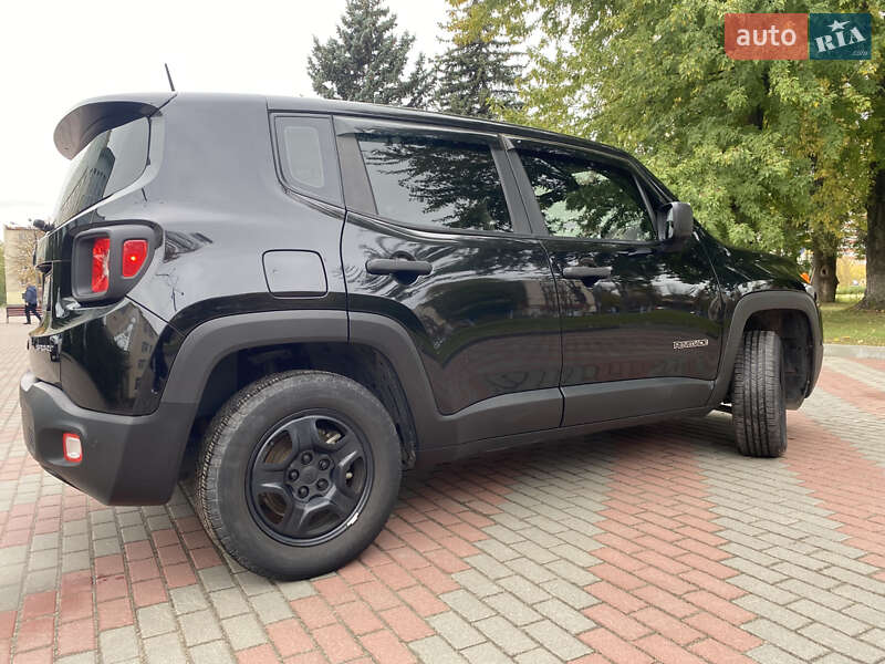 Внедорожник / Кроссовер Jeep Renegade 2018 в Сумах